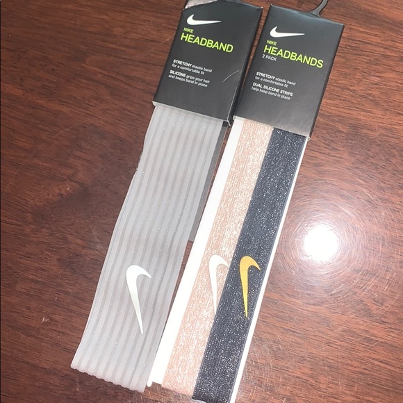 Bundle of 3 Nike headbands - Picture 1 of 3